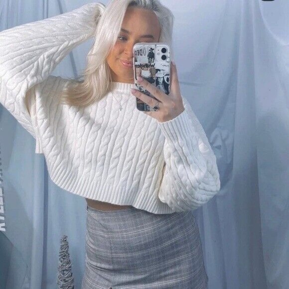 NWOT off white cable knit cropped Crewneck long sleeve sweater - Picture 5 of 12